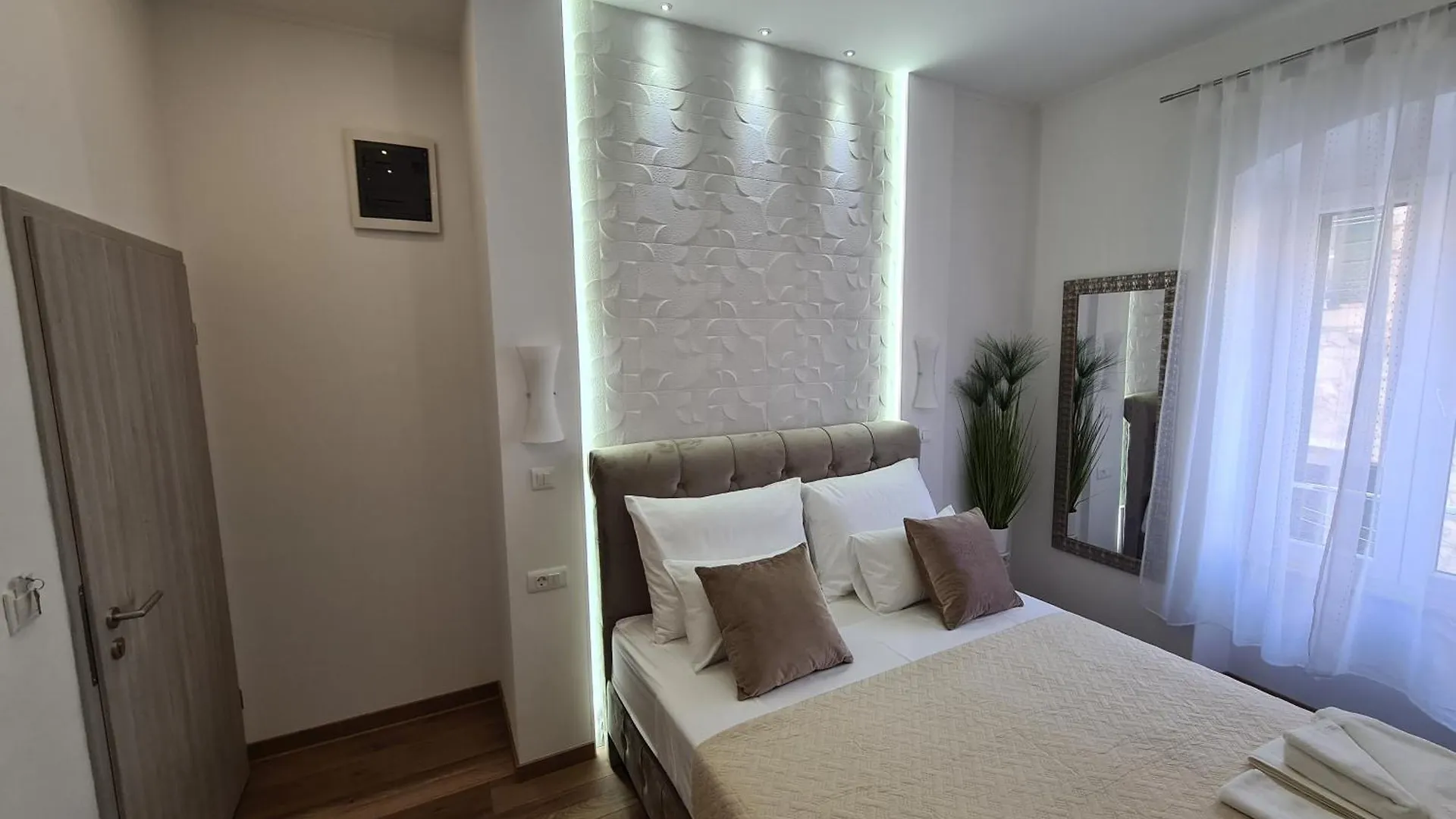 D&D Suites In Split Centre 1 게스트하우스